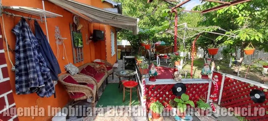 Casa cu 4 camere ?i 417mp teren in fa?a garii de sud din Tecuci - 11