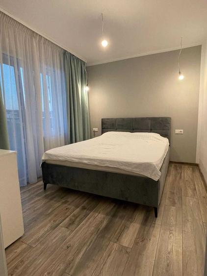 Apartament cu 3 camere decomandat în Tudor