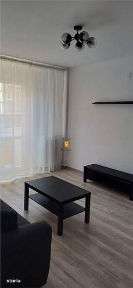 Apartament cu 2 camere semidecomandat în Ultracentral