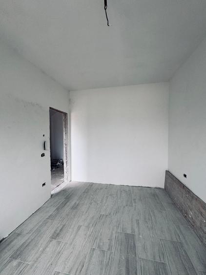 Duplex cu 4 camere cu Canalizare în Moșnița Nouă