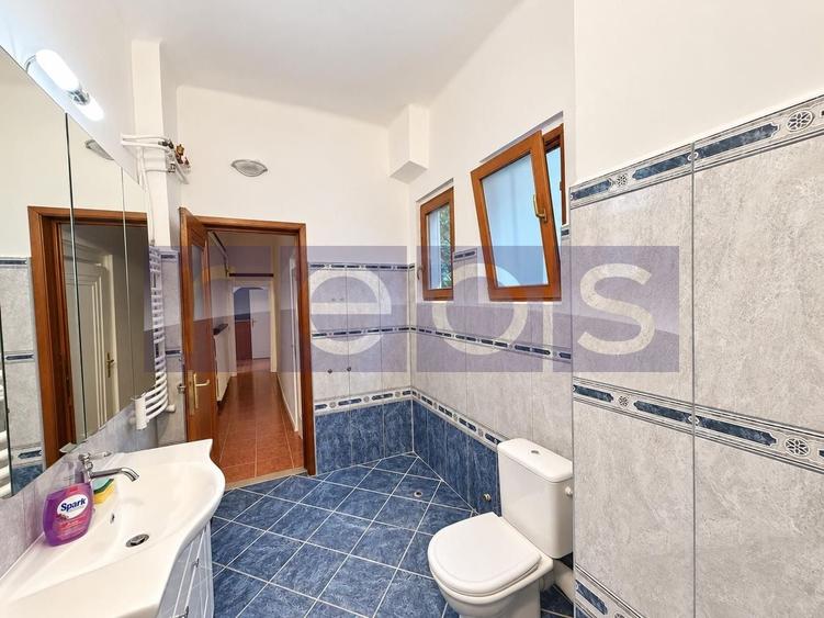 Apartament cu 4 camere în Aviatorilor