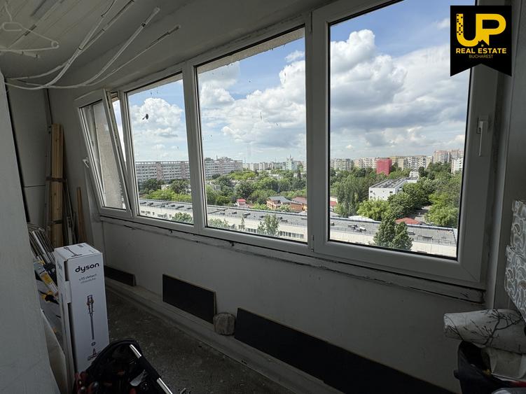 Apartament cu 3 camere semidecomandat, mobilat în Titan