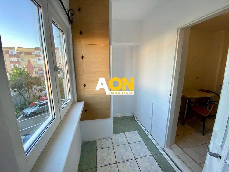 Apartament cu 2 camere decomandat, mobilat în Cetate