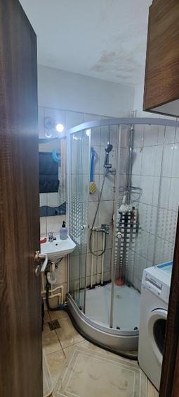 Apartament cu 2 camere decomandat în Drumul Taberei