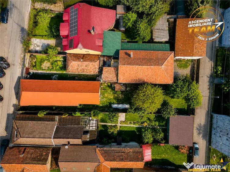 Casă cu 3 camere cu Teren 512 Mp în Central