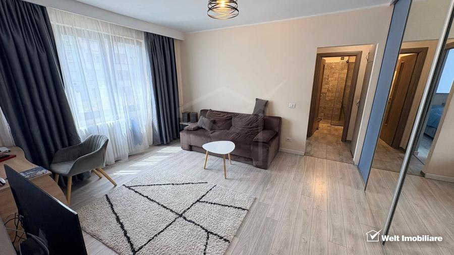 Apartament cu 2 camere semidecomandat, mobilat în Central