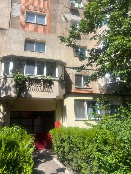 Garsonieră decomandată, mobilată în Inel II