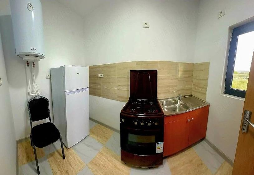 Garsonieră decomandată în Lumina