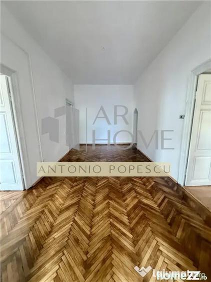 Casă cu 4 camere cu Teren 605 Mp în Central