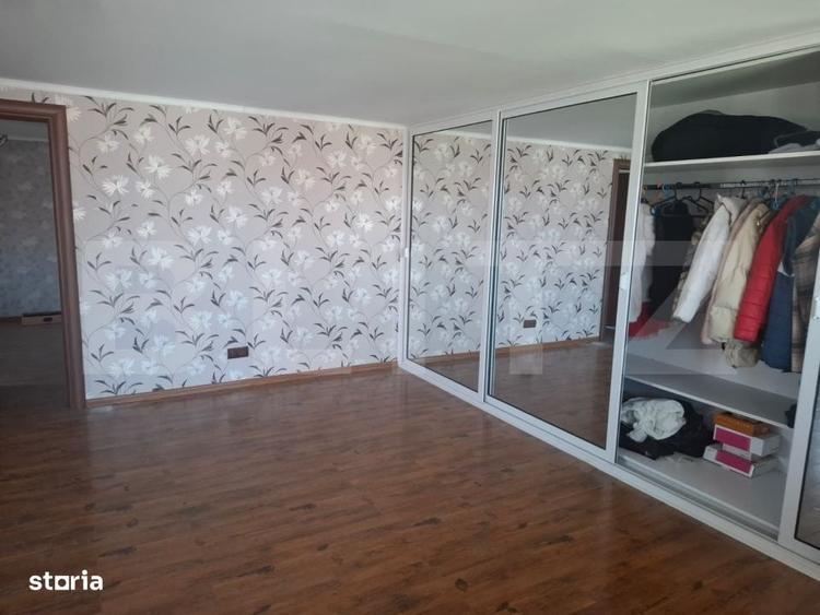 Casă cu 4 camere în Valea