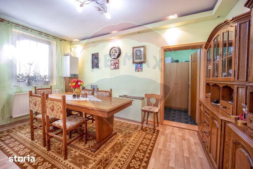 Casă cu 4 camere cu Teren 60 Mp în Bartolomeu