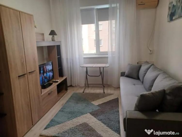 Garsonieră semidecomandată în Far