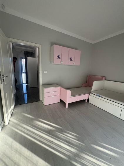 Casă individuală cu 3 camere cu Canalizare în Dumbrăvița
