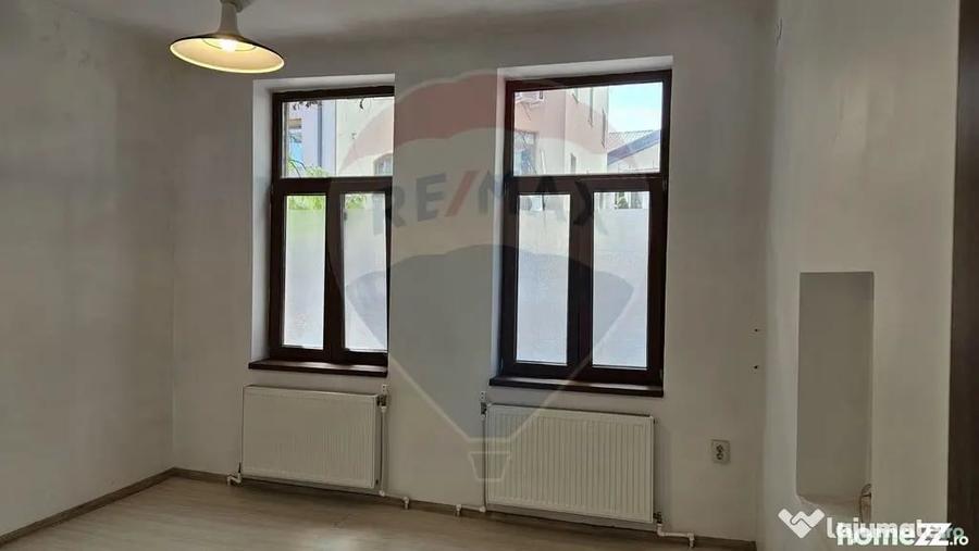 Casă cu 2 camere cu Teren 83 Mp în Calea Călărașilor