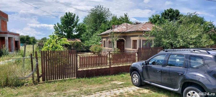 Teren de 3701 mp, în Răcari