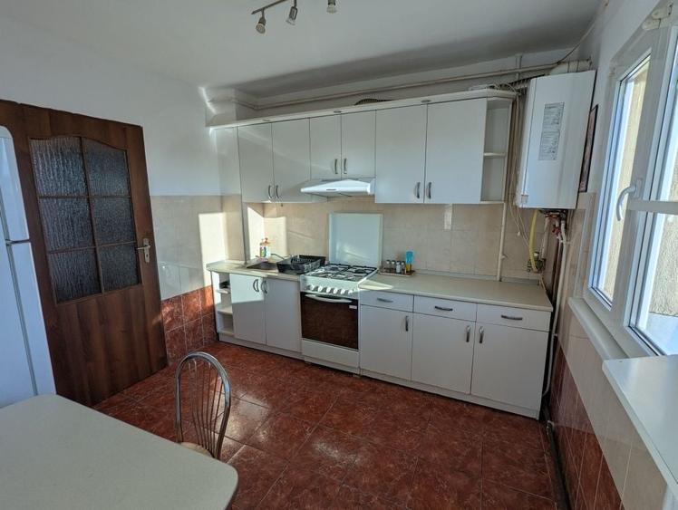 Apartament cu 2 camere decomandat în Mărăști
