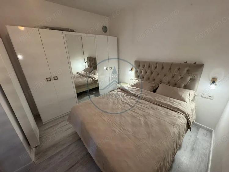 Apartament cu 3 camere decomandat în Ultracentral