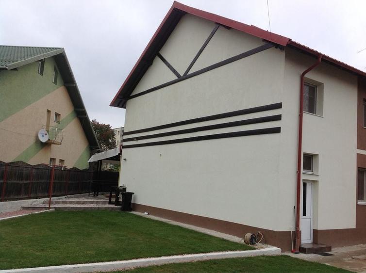 Casă cu 4 camere cu Teren 700 Mp în Exterior Vest