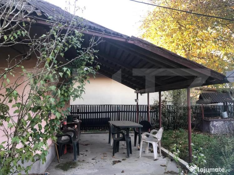 Casă cu 2 camere cu Teren 1500 Mp în Central