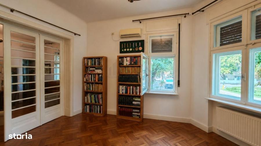 Apartament cu 4 camere semidecomandat în Dorobanți