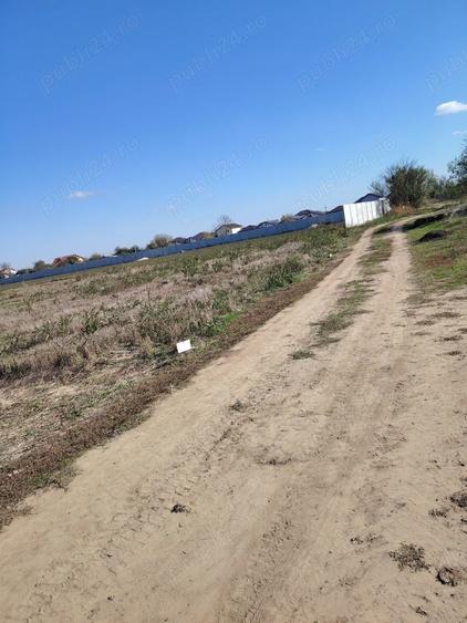Teren de 3600 mp, în Poșta