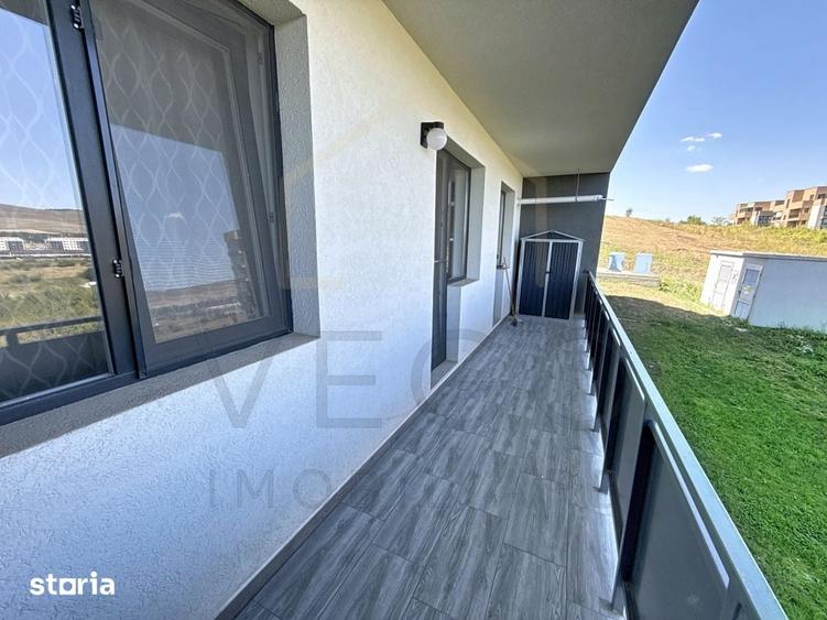 Apartament cu 3 camere semidecomandat în Florești