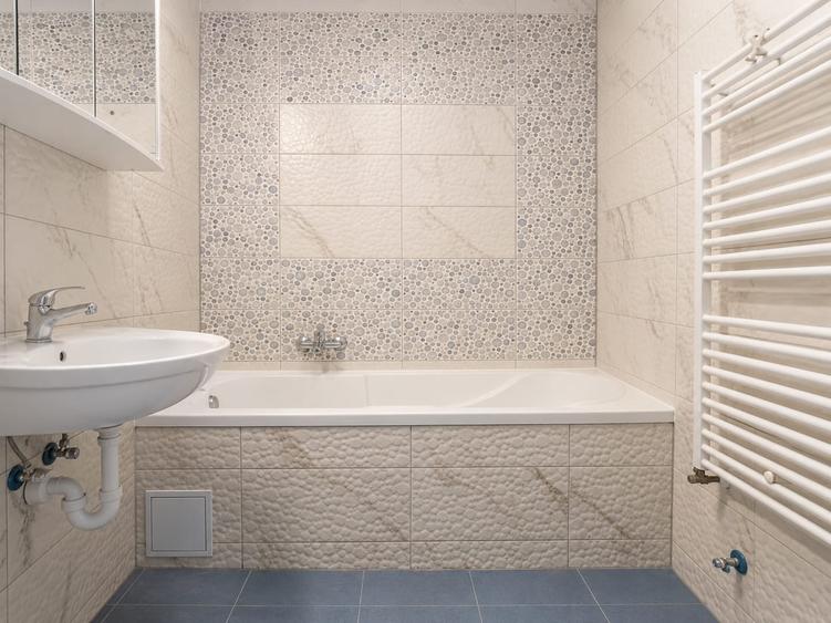 Apartament cu 3 camere decomandat în Avantgarden