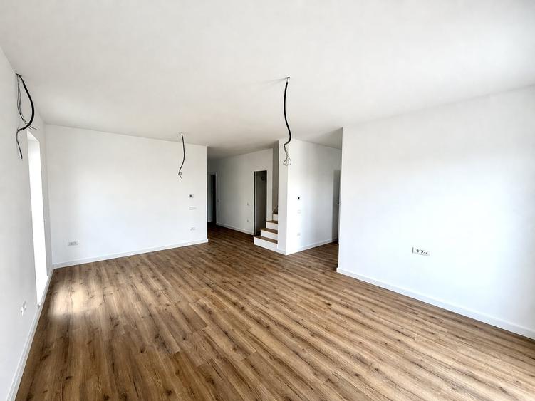 Duplex Despartit, 5 Camere, Comision 0% - 1