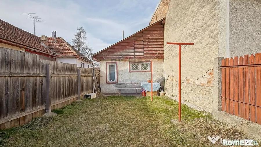Casă cu 4 camere cu Teren 230 Mp în Carierei