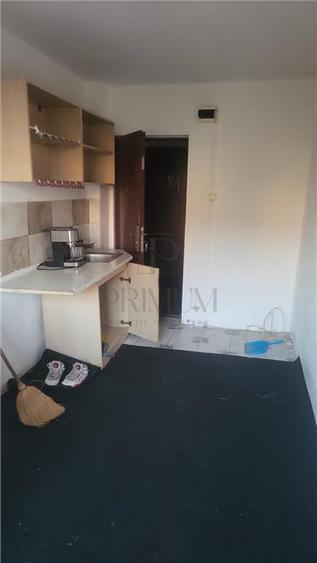 Garsonieră nedecomandată în Buziașului