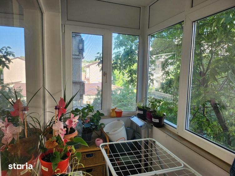 Apartament cu 3 camere decomandat în Militari
