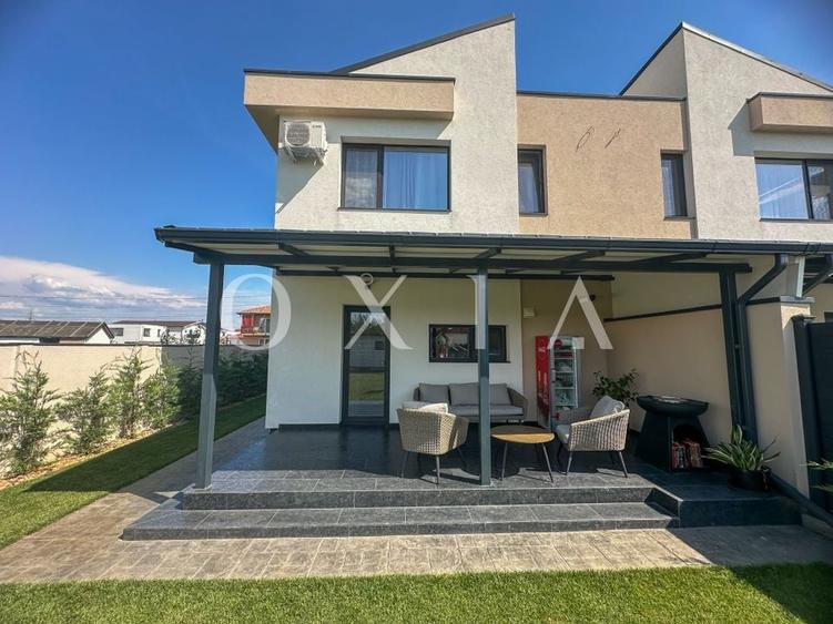Duplex cu 4 camere cu Canalizare în Giroc
