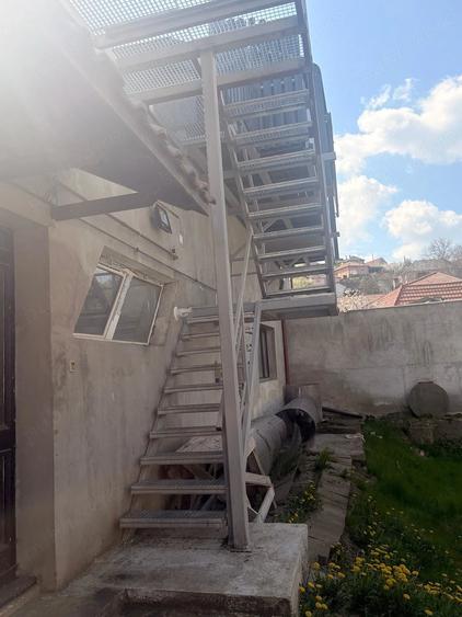 Spațiu comercial, de 600 mp, în Central