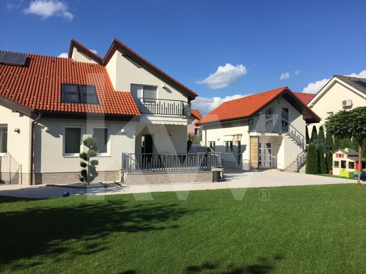 Casă individuală cu 4 camere cu Canalizare în Șelimbăr