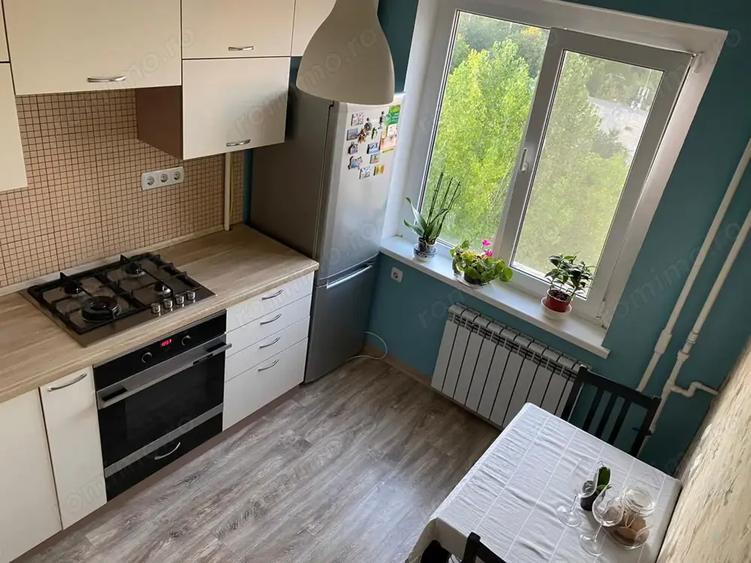 Apartament cu 2 camere decomandat în Blașcovici
