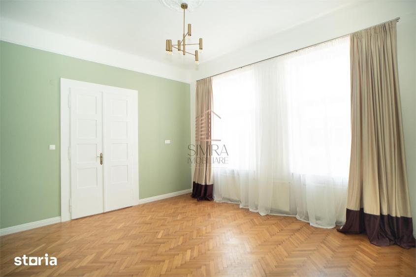 Apartament cu 3 camere în Orașul Nou