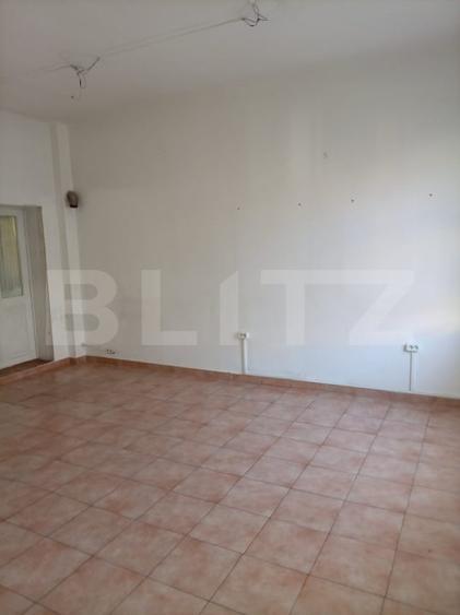 Spațiu comercial, de 25 mp, în Câmpia Turzii