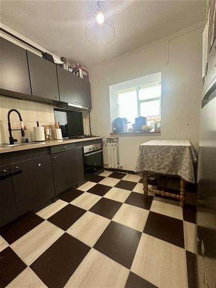 Apartament cu 3 camere decomandat, mobilat în Km 4-5