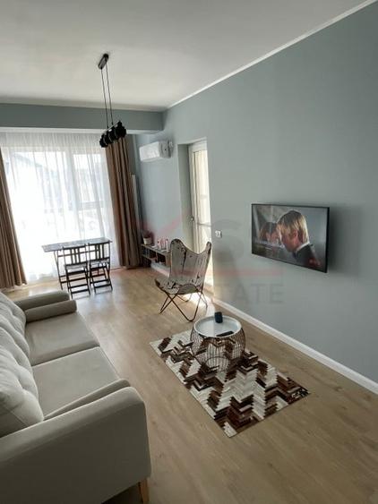 Apartament cu 2 camere semidecomandat, mobilat în Mamaia-Sat