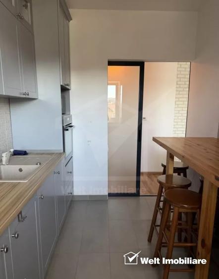 Apartament cu 3 camere decomandat, mobilat în Bună Ziua