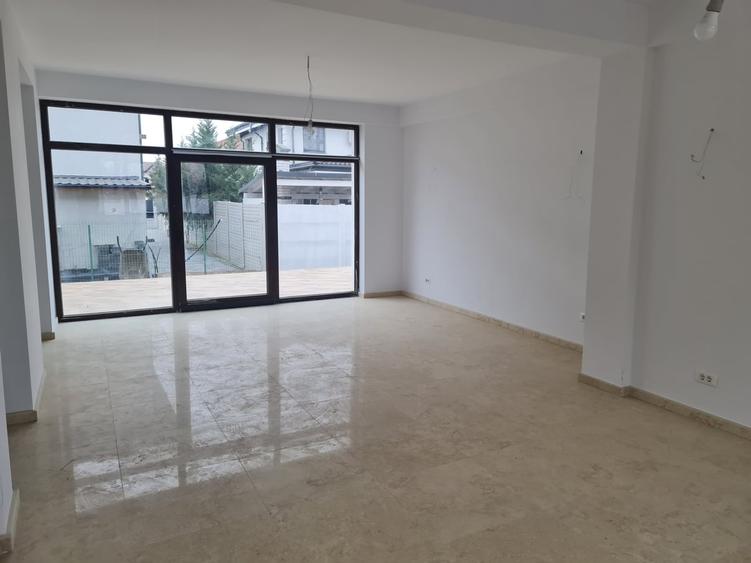 Casă cu 4 camere cu Teren 365 Mp în Cernica