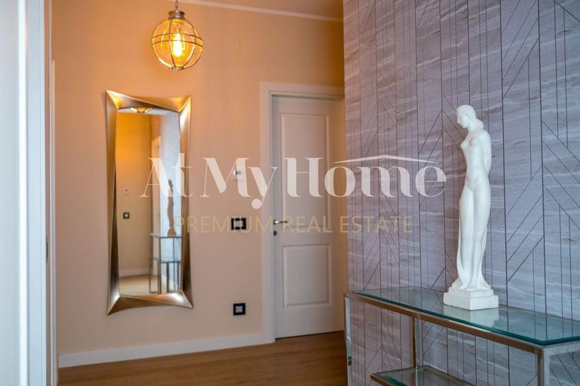 Apartament cu 4 camere decomandat, mobilat în Herăstrău