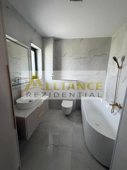 Casă individuală cu 4 camere cu Canalizare în Berceni