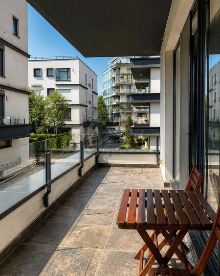 Apartament cu 3 camere decomandat, mobilat în Aviației