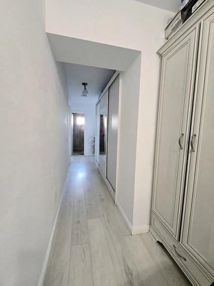 Apartament cu 3 camere decomandat în Pantelimon