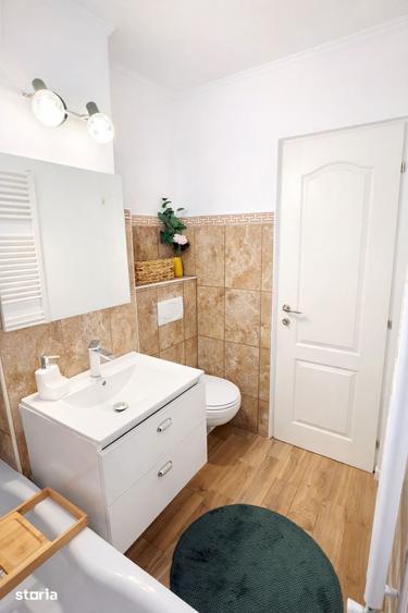 Apartament cu 4 camere în Central