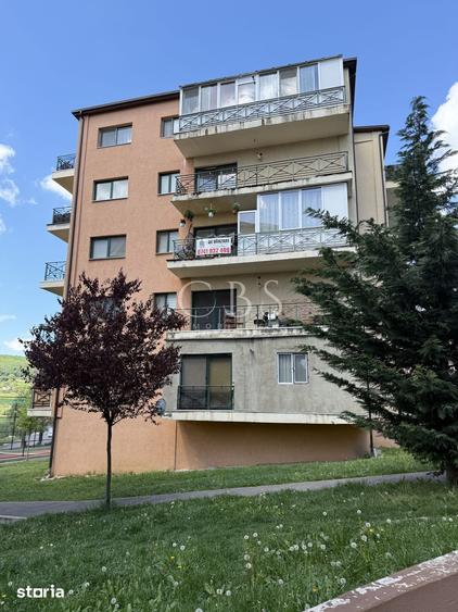 Apartament cu 2 camere, mobilat în Chinteni