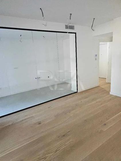 Apartament cu 2 camere decomandat în Aviației