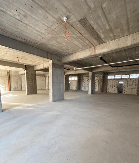 Spațiu comercial, de 281.29998779297 mp, în Popești-Leordeni