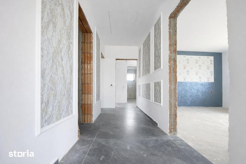 Casă cu 4 camere cu Teren 450 Mp în Central